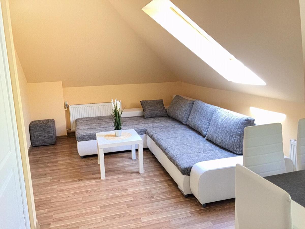 Caramel Apartment ยูร์มาลา ภายนอก รูปภาพ